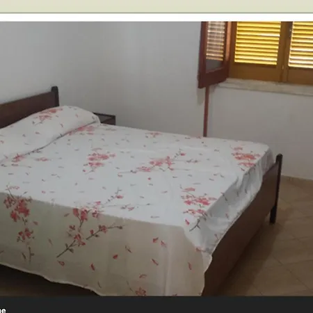 Montone Apartment